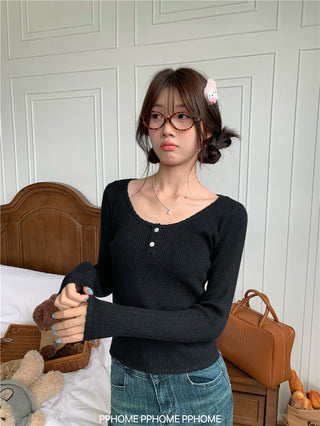 lace U-neck knit top