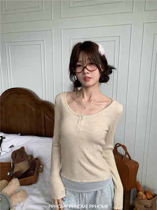 lace U-neck knit top