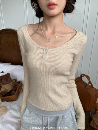 lace U-neck knit top