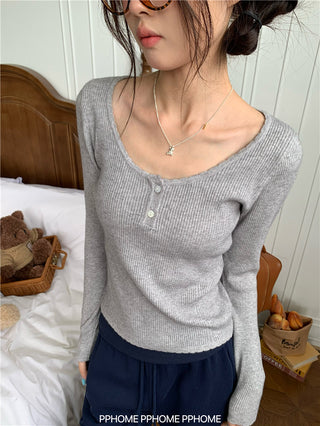 lace U-neck knit top