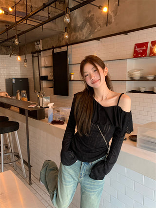 off-shoulder knitted tee