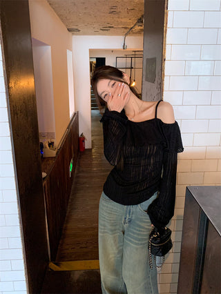 off-shoulder knitted tee