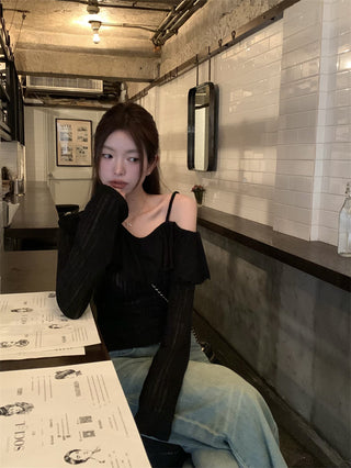 off-shoulder knitted tee