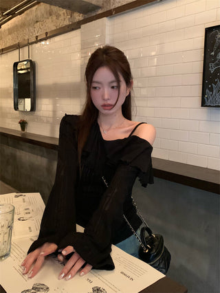 off-shoulder knitted tee