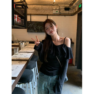 off-shoulder knitted tee