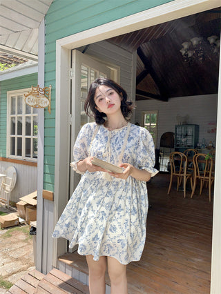 pleated lace-up doll dress