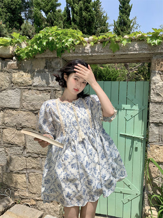 pleated lace-up doll dress