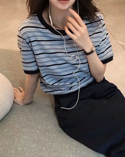 Classic striped short-sleeved sweatshirt