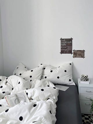 White and Black Polka Dot Bedding Set