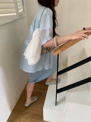 See-through oversized pocket short-sleeve shirt, rainy season look, summer shirt