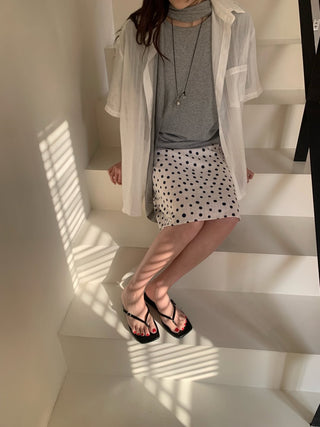 See-through oversized pocket short-sleeve shirt, rainy season look, summer shirt