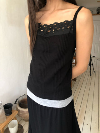Punched Big Lace Ribbed Sleeveless Layered Strap Sleeveless