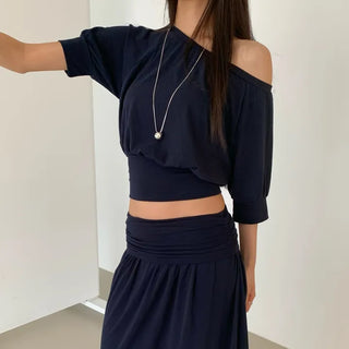 Shirred Crop Off-shoulder 3/4 Sleeve T-shirt One-shoulder Elastic T-shirt Casual Vacation Look