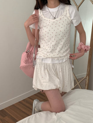 Flower pattern sleeveless top layered floral sleeveless top