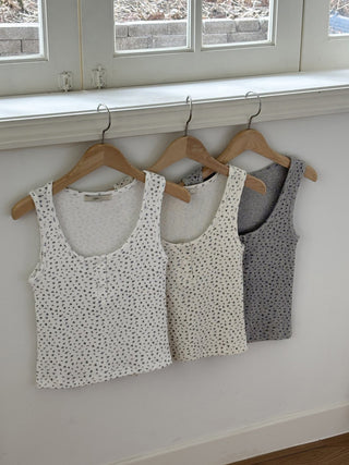 Waffle Flower U-Neck Button Sleeveless Slim Fit T-Shirt