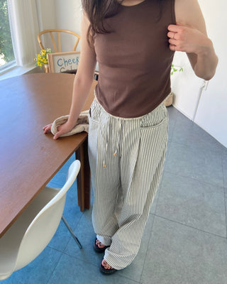 Seersucker pintuck striped Benz pocket pajama pants vacation look