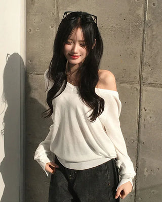 V-neck oversized knit