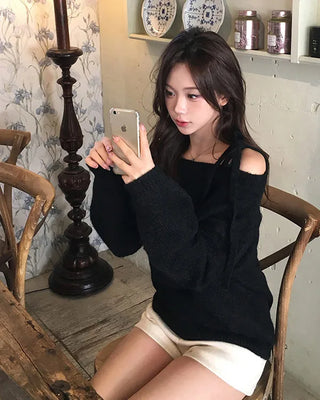 Wool off-shoulder knit