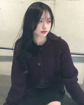 Crew neck knit cardigan