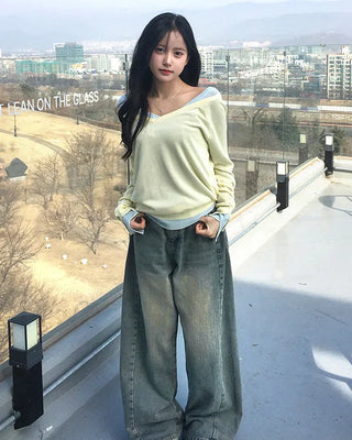V-neck oversized knit