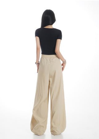 Elastic slim fit crop top