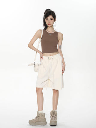 Sleeveless waistcoat with chest pad