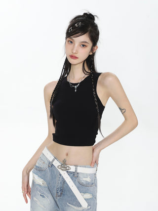 Sleeveless waistcoat with chest pad