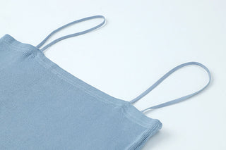 Sleeveless solid color top