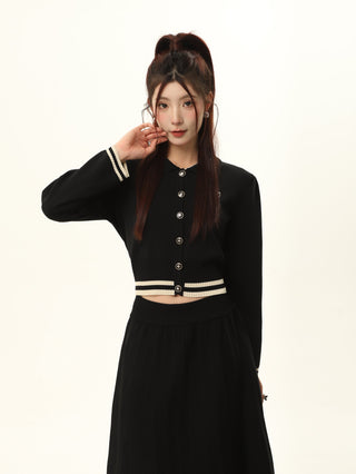 Contrast color striped knit cardigan and high waist slim skirt