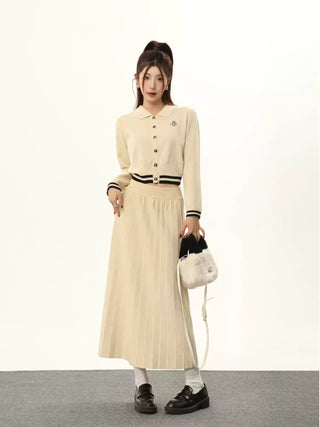 Contrast color striped knit cardigan and high waist slim skirt