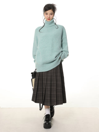 Oversize turtleneck sweater