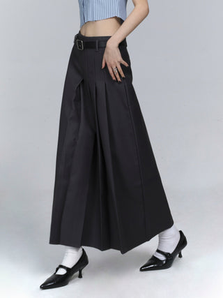 SA-line medium length pleated skirt