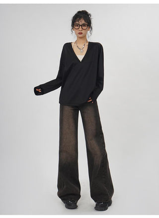 V-neck long-sleeved oversize T-shirt