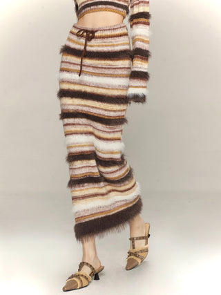 Striped knitted A-line hip skirt
