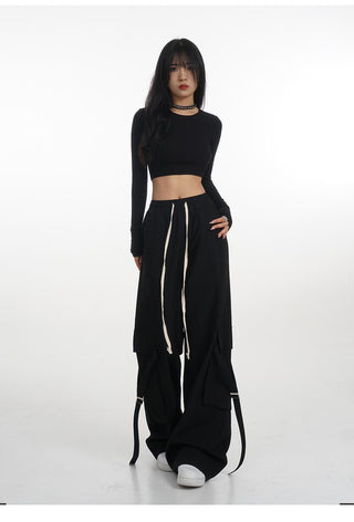 Backless long-sleeved T-shirt with removable chest pad
