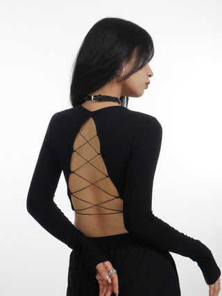 Backless long-sleeved T-shirt with removable chest pad