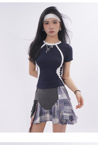 Contrast color line sporty top