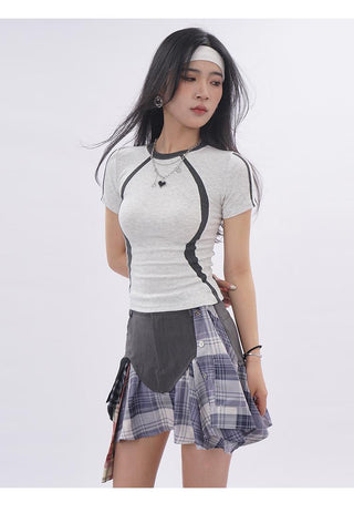 Contrast color line sporty top