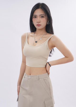 Knotted camisole top with chest pad
