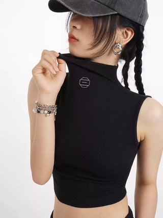 Half turtleneck backless vest