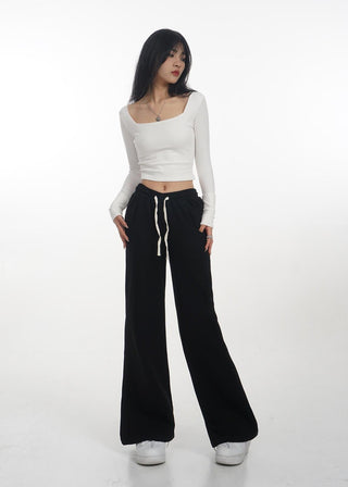 Double layer square collar T-shirt