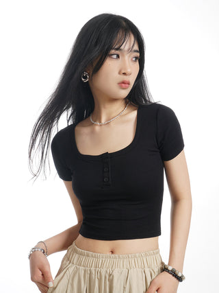 Elastic slim fit crop top