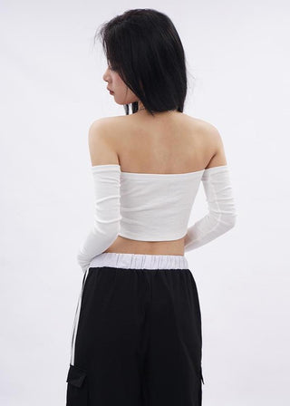 Off-shoulder crop tube top