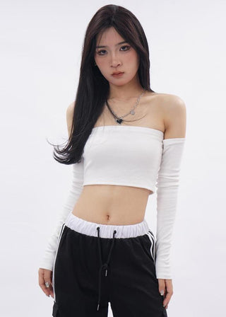 Off-shoulder crop tube top