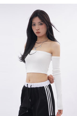 Off-shoulder crop tube top