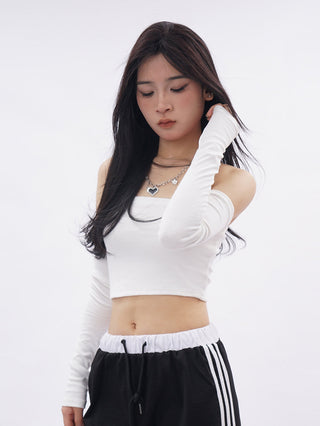 Off-shoulder crop tube top