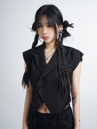 Shoulder pad suit vest