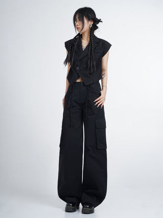 Shoulder pad suit vest