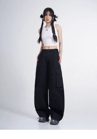 Black hollow backless vest