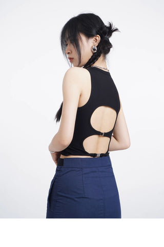 Black hollow backless vest